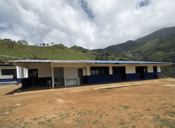 infraestructura educativa en municipio El Valle