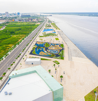 parque biosaludable orilla  de rio